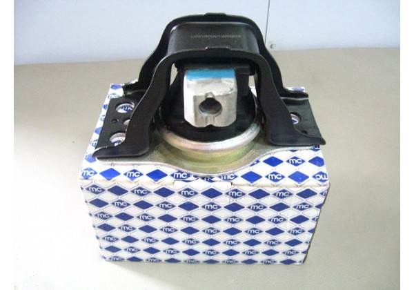 подушка, опора двигуна права Renault Megane II, Scenic II, Logan 1.5, 8200592642